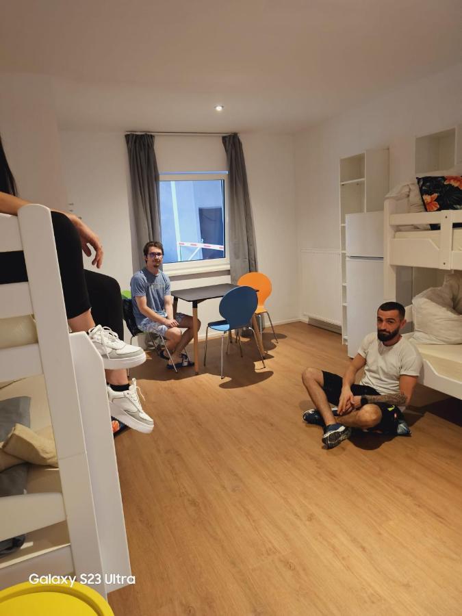 Estelada Boarding Houses Berg Am Laim Мюнхен Екстер'єр фото
